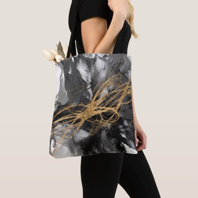 Goldener Vortex I Tasche (Von Nahem)