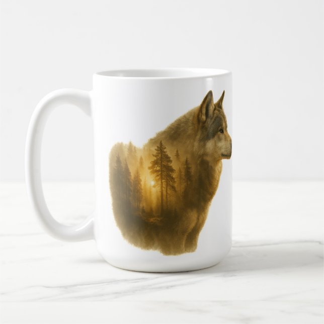 Goldener Wolfgeist – Double-Exposure-Waldkunst Kaffeetasse (Links)