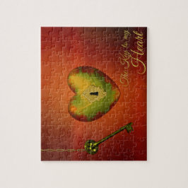 Goldenes Herz mit Schlüssel