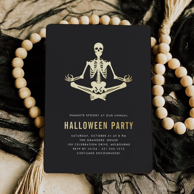 Goldenes Skeletton-Halloween-Party Folieneinladung (Von Creator hochgeladen)