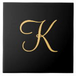 Goldfarbene erste K auf schwarzem Hintergrund Fliese<br><div class="desc">Goldfarbene erste K auf schwarzem Hintergrund</div>