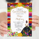 Goldfarbenfrohe Blumenquinceñera Geburtstag Einladung<br><div class="desc">Gold farbenfrohe Blütenquinceñera Geburtstagsfeier Mis Quince Anos,  15. Geburtstag, </div>