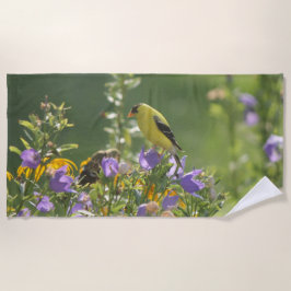 Goldfinch auf einer Harebell-Blume Strandtuch