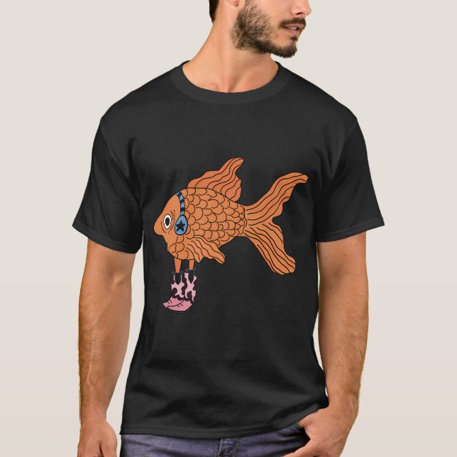 Goldfisch mit Stiefeln T-Shirt (Vorderseite)