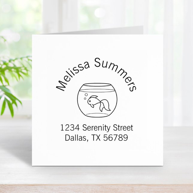 Goldfish in einer Fischwurfadresse Gummistempel (Von Creator hochgeladen)