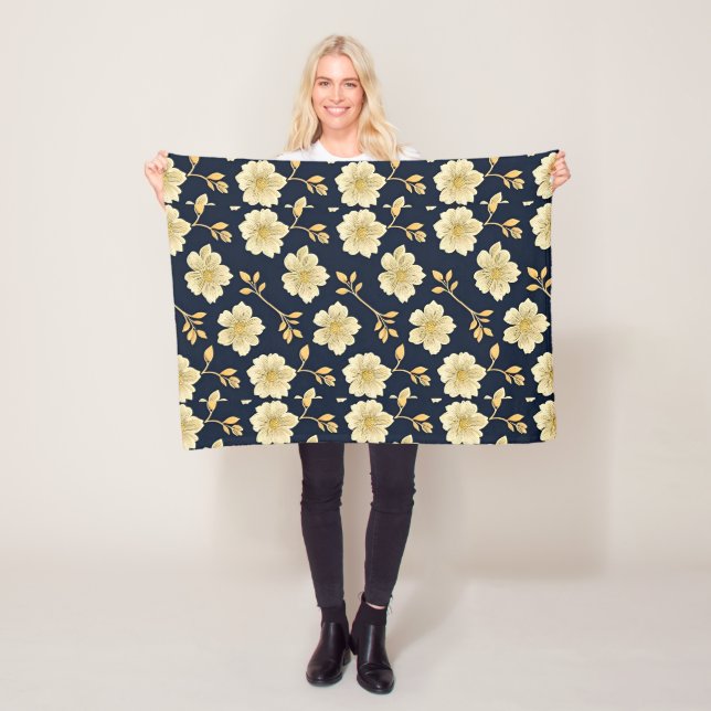 Goldflorale Motive Fleecedecke (Beispiel)
