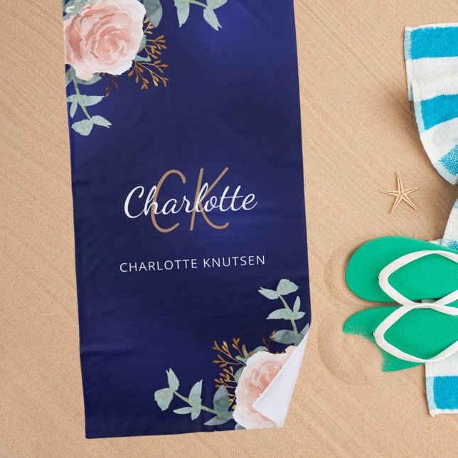 Goldfloralen der Navy-Rose-Monogramm-Initialen Strandtuch (Von Creator hochgeladen)
