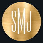 Goldfolie mit drei Buchstaben Monogram Runder Aufkleber<br><div class="desc">Ein einfaches,  dreiteiliges Monogramm-Design für Gunst-Aufkleber. Hochzeitspaar 3-Buchstaben-Monogramm-Umschlag Aufkleber. Im Hintergrund befindet sich eine Imitat goldene,  ombre metallische Folie mit digitaler Kunstgrafik. Der digitale Kunsteffekt druckt wie ein Foto mit einem mit Monogramm Textdesign.</div>