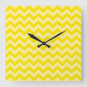 Goldgelbe marokkanische Moods Chevrons Quadratische Wanduhr