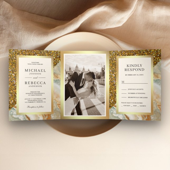Goldmedaille Glitzer Brauner Marmor Foto Hochzeit Dreifach Gefaltete Einladung (Von Creator hochgeladen)