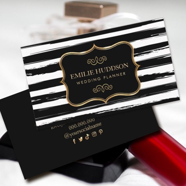 Goldrahmen Abstrakte Schwarz-weiße Streifen Visitenkarte (#stripes #modern #blackwhitestripes #eventplanning #hairstyle #designers)