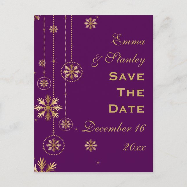 Goldschneeflocke lila Winterhochzeit Save the Date Ankündigungspostkarte (Vorderseite)