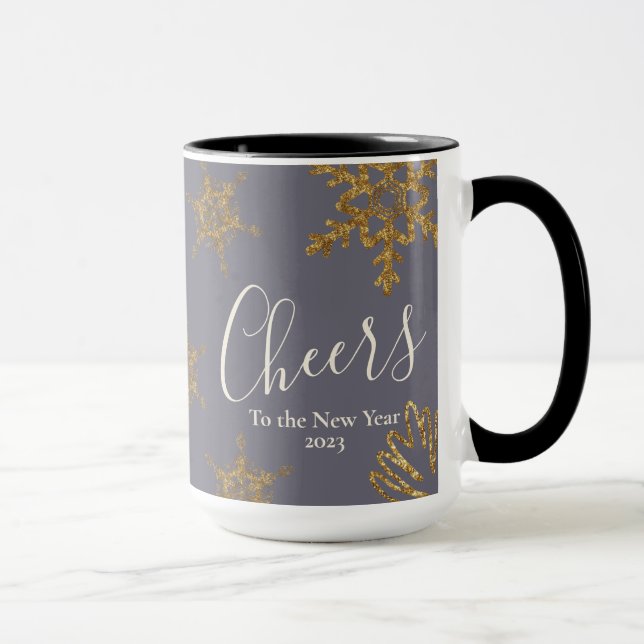 Goldschneeflocken jubeln auf das Lila neue Jahr Tasse (Rechts)