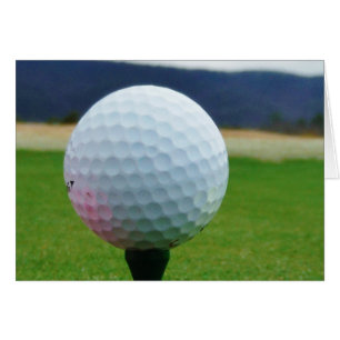 Golf Ball auf dem Golfplatz