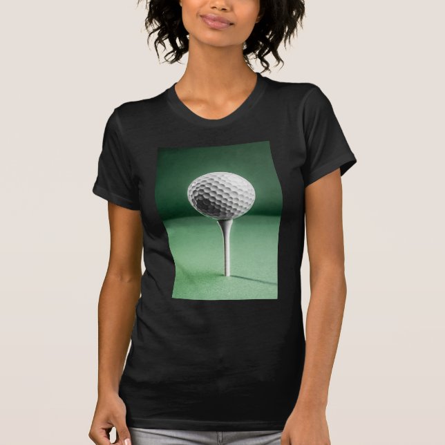 Golf Ball on T-Shirt (Vorderseite)