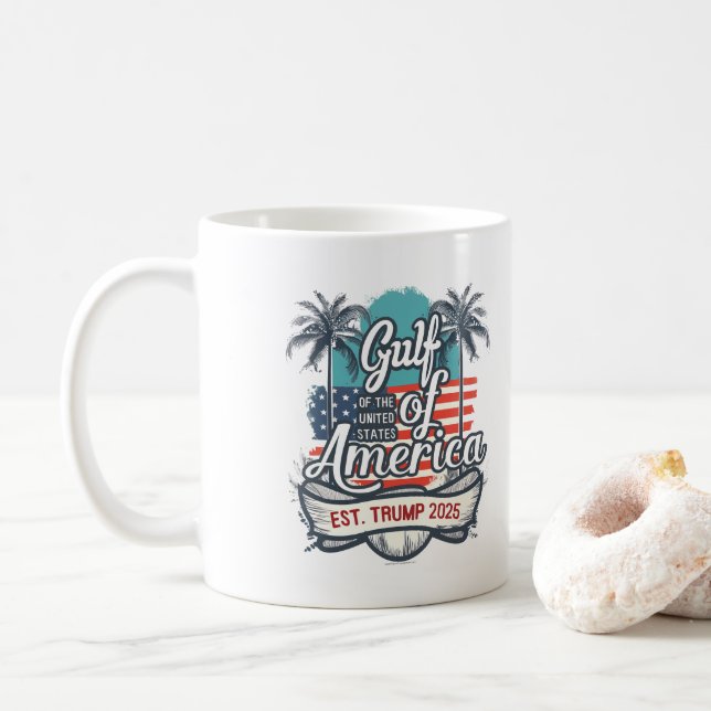 Golf der USA - Trump - Amerikanische Flagge 2025 Kaffeetasse (Mit Donut)