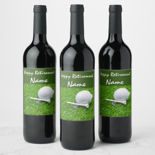 Golf-Pensionierung mit Golf-Ball und Tee-on-Green Weinetikett