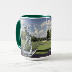 Golf-Player in einem Glas-Tumbler mit Golfplatz, Tasse