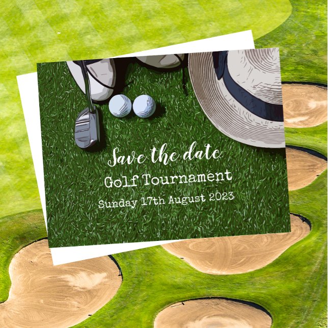 Golf Save the Date mit Golfball auf Grün Ankündigungspostkarte (Von Creator hochgeladen)