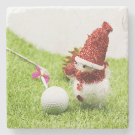 Golf Snow Man mit Golfball auf grüne Weihnachten Steinuntersetzer