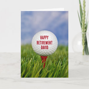 Golfball auf Abschlag für Rentner in Rot Karte