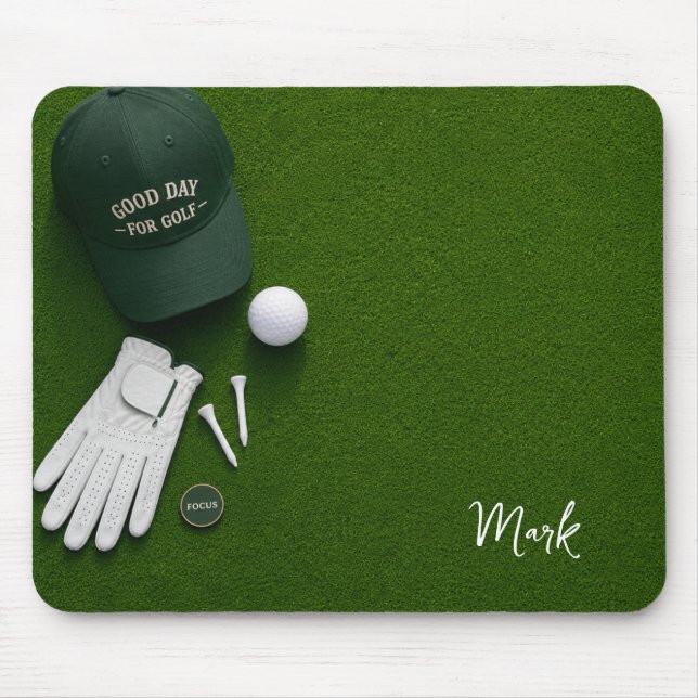 Golfball auf Grün bereit zum Abschlag Mousepad (Vorne)
