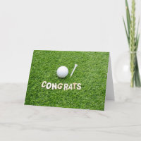 Golfball auf grünen Glückwünschen Herzlichen Glück