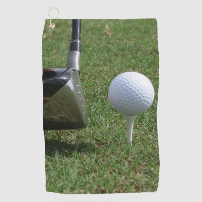 Golfball auf Tee Golf Handtücher (Vorderseite)