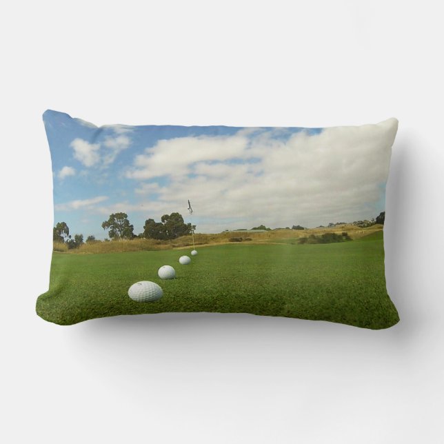 Golfbälle, die bis zur Fahne gegliedert sind, Lendenkissen (Vorderseite)
