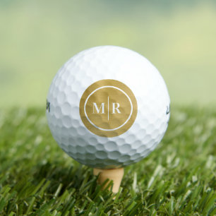 Golfbälle mit metallischer Monogramminitiale in Go