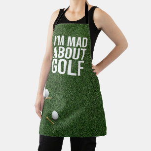 Golfbälle sind auf grünem Gras verrückt nach Golf Schürze