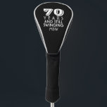 Golfer 70. Geburtstag oder jedes Alter Mit Monogra Golf Headcover<br><div class="desc">Ein lustiges, einzigartiges Geschenk für den Golfer in Ihrem Leben. Fügen Sie einfach das Alter und das Monogramm des Golfers hinzu, um einen individuellen Golf Head Cover zu erstellen. Perfekt als Geburtstagsgeschenk, Coachgeschenk, Clubmeisterschaft oder Alltag. Ändern Sie einfach die Hintergrundfarbe.</div>
