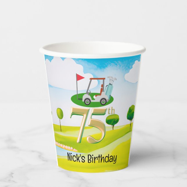 Golfer 75. Geburtstag auf Golfplatz Pappbecher (Vorderseite)