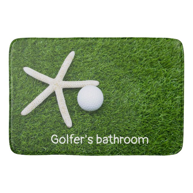 Golfer-Bad mit Golfbälle auf grünem Gras Badematte (Vorderseite)