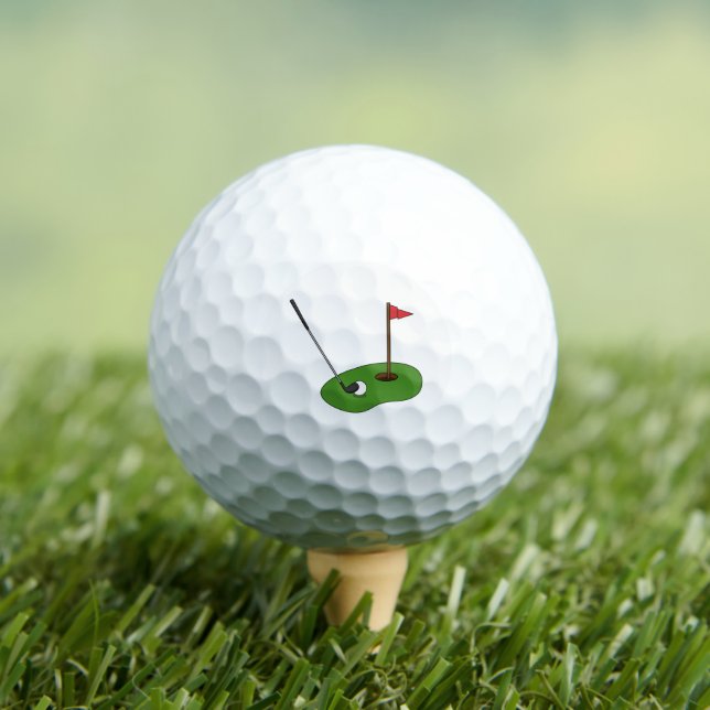 Golfplatz Loch mit Fahne Golfball (Insitu T-Shirt)
