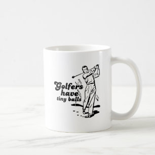 Golfspieler haben winzige Bälle Kaffeetasse
