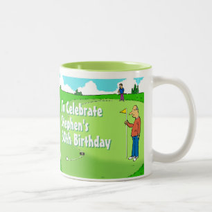 Golfspieler mit verfehltem Putt zum Personalisiere Zweifarbige Tasse