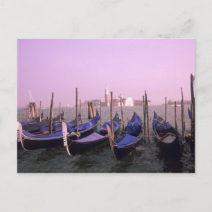 Gondeln bereit für Touristen in Venedig Italien Postkarte