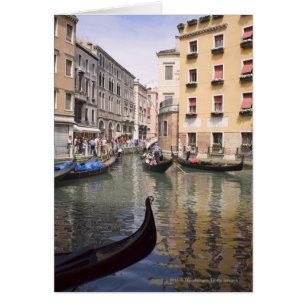 Gondeln in einem Kanal, Venedig, Italien