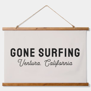 Gone Surfing Benutzerdefinierte Strandhaus-Dekorat Wandteppich Mit Holzrahmen