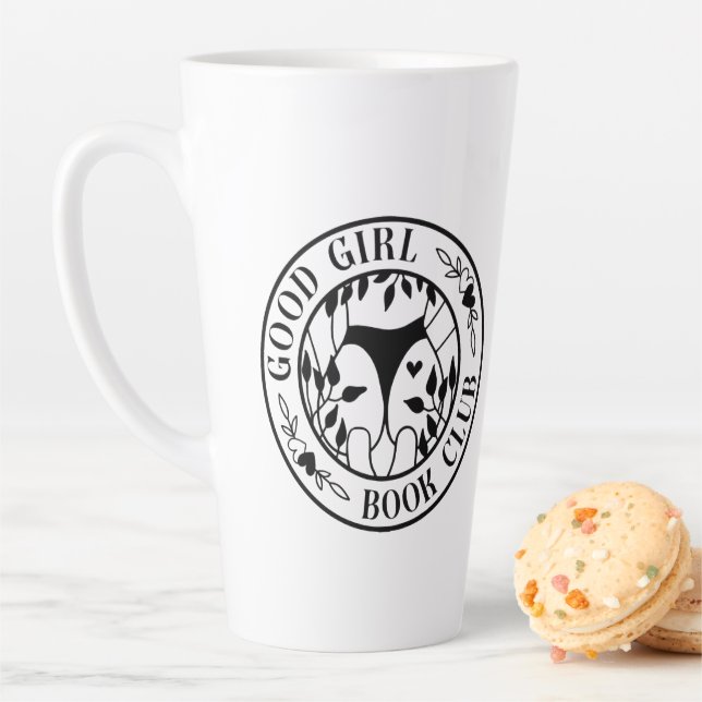 Good Girl Book Club Latte Mug (En situation)