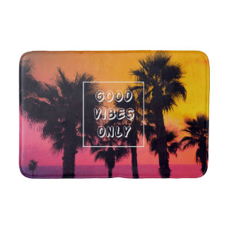 "Good Vibes Only", Tropical Beach Palms Sunset Badematte