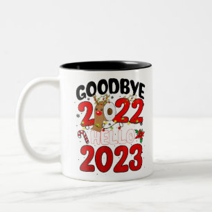 Goodbye 2022 Hello 2023 Niedliches Weihnachtsfest Zweifarbige Tasse