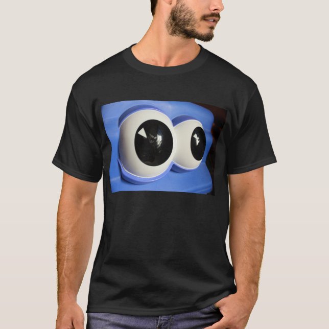 Googly-Mit Augen Shirt (Vorderseite)
