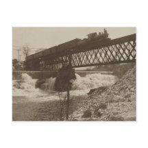Gookin Falls und Eisenbahnbrücke