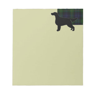 Gordon Setter silhouettiert auf Clan Gordon Tartan Notizblock
