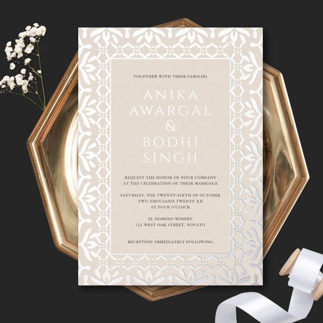 Gorgeous Ornate Indian Wedding Neutral + Silver Folieneinladung (Von Creator hochgeladen)