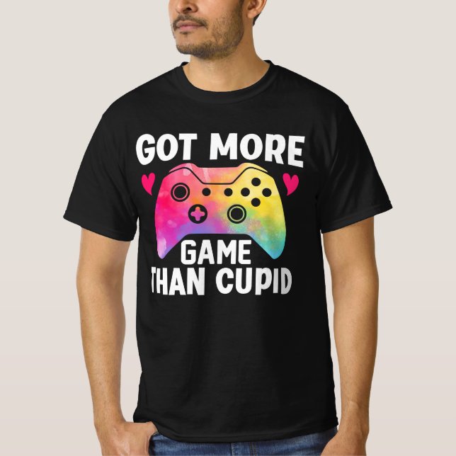 Got mehr Spiel als Cupid Valentine Video Game T-Shirt (Vorderseite)