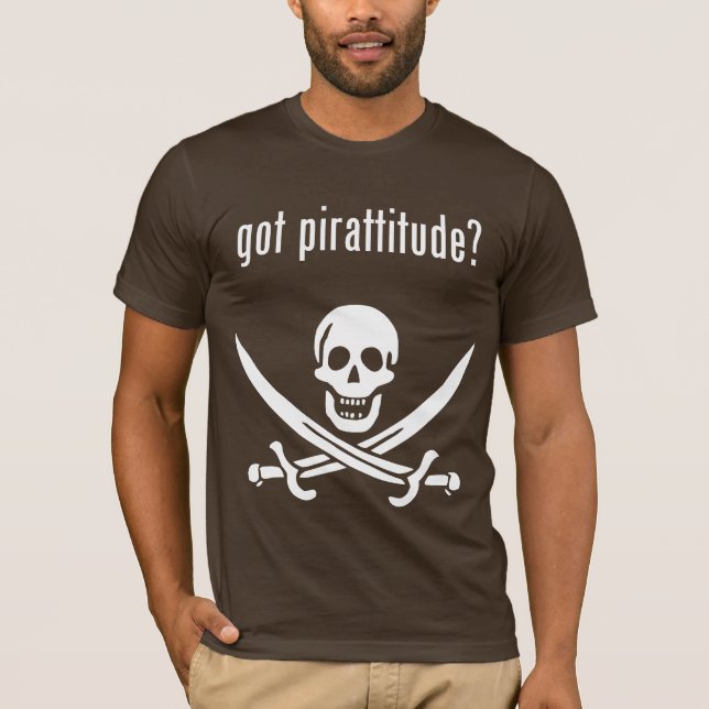 got pirattitude? T-Shirt (Vorderseite)