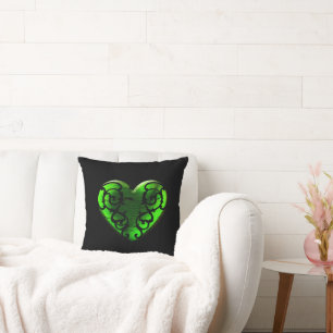 Goth St. Patrick's Day Green Heart Pillow Kissen